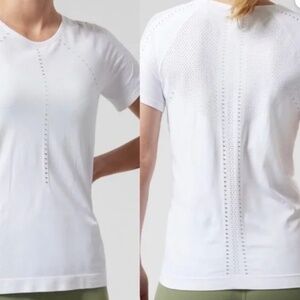 Athleta Foothill Seamless Cut Short Sleeve Athletic Tee - White